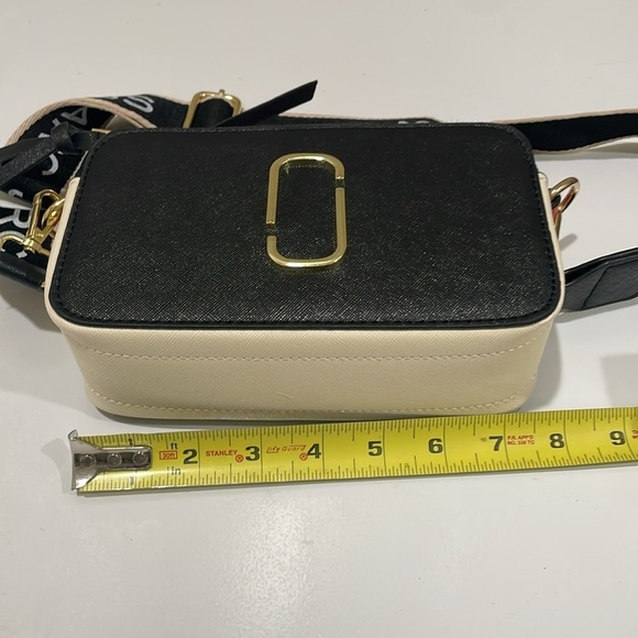 Marc Jacobs “The Snapshot Bag” Black, Orange & Cream—BEAUTIFUL!! Like New!! - Picture 12 of 14